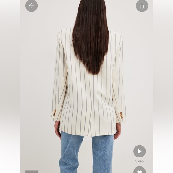 Nakd oversized blazer white and blue pinstripe size 36 small - Picture 3 of 6